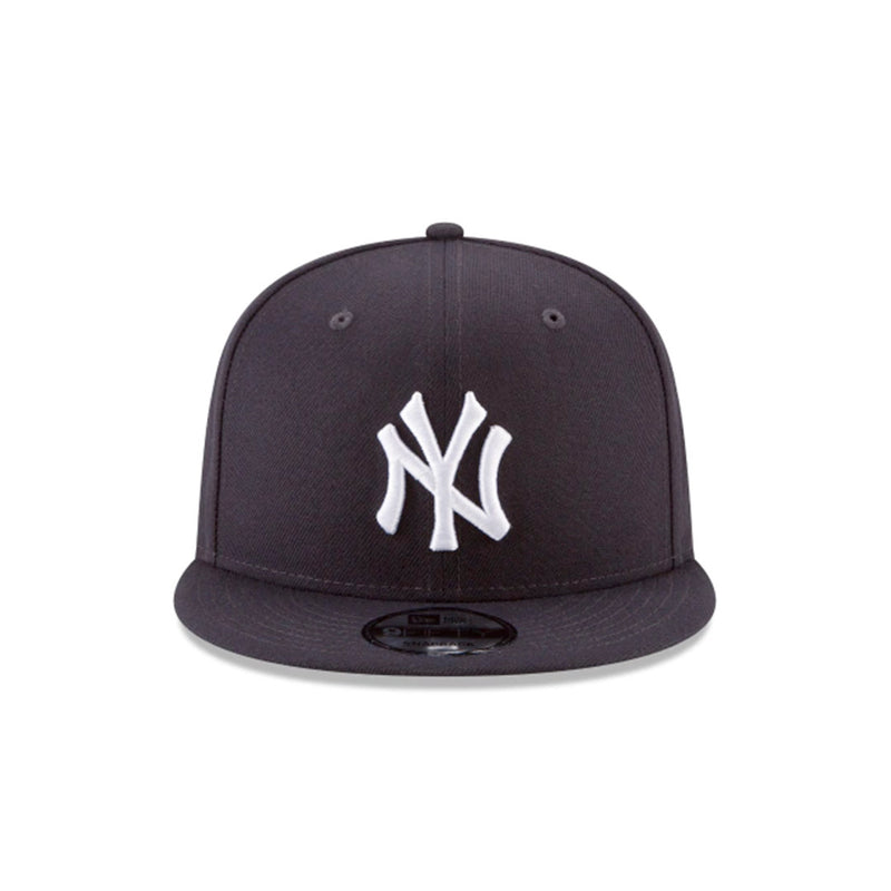 New Era Mens MLB New York Yankees Basic 9Fifty Snapback Hat 11591024 Navy Blue, Grey Undervisor