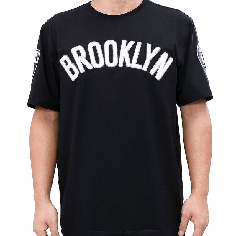 Pro Standard Mens NBA Brooklyn Nets Pro Team Crew Neck T-Shirt BBN151534-BLK Black
