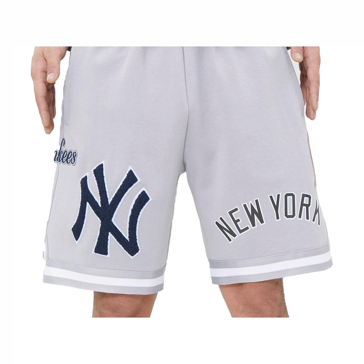Pro Standard Mens MLB New York Yankees Pro Team Shorts LNY331606