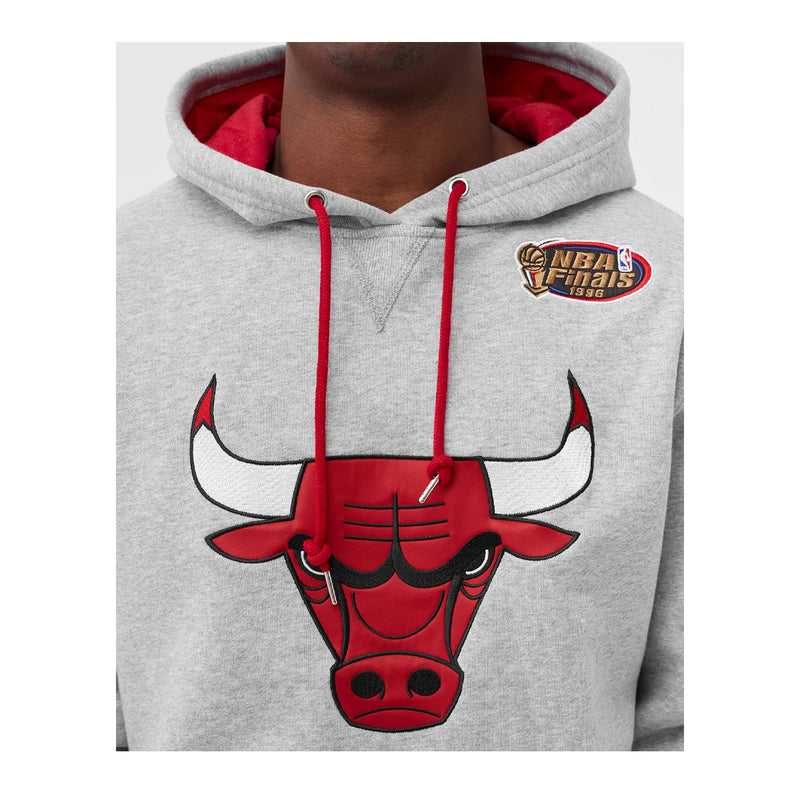 Mitchell & Ness Mens NBA Chicago Bulls Premium Fleece Hoodie FPHD1040-CBUYYPPPGHRD Grey Heather/Red