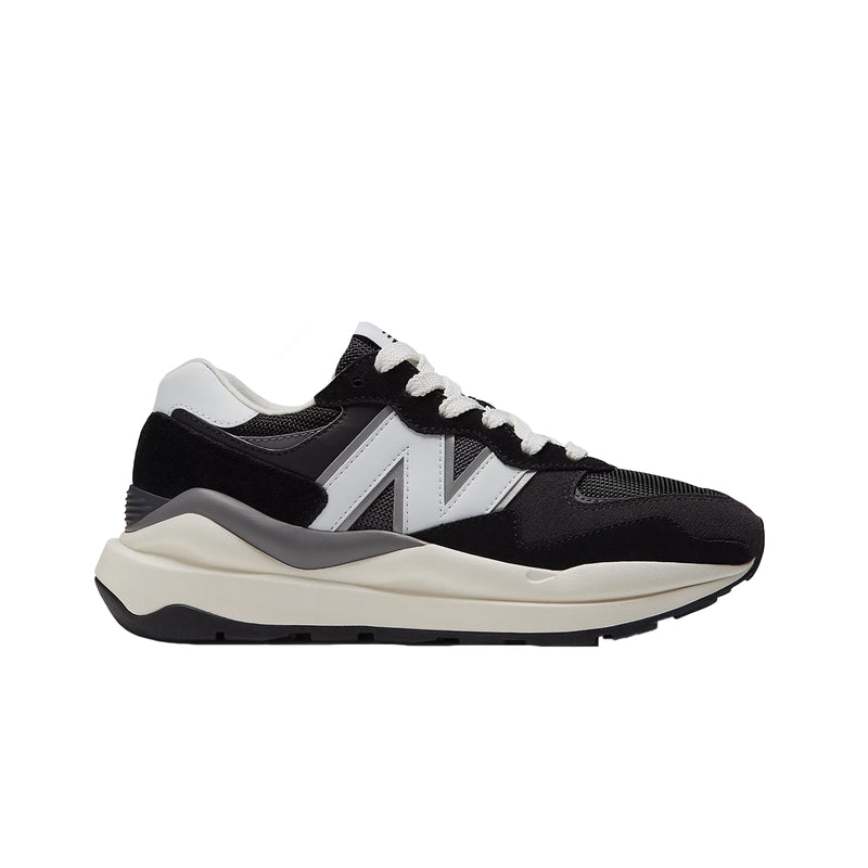 New Balance Womens 5740 Running Sneakers W5740SVB Black/White