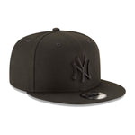 New Era Unisex MLB New York Yankees Blackout Basic 9Fifty Snapback Hat 11591026 Black, Grey Undervisor