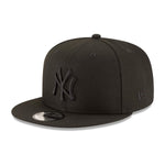 New Era Unisex MLB New York Yankees Blackout Basic 9Fifty Snapback Hat 11591026 Black, Grey Undervisor