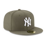 New Era Mens MLB New York Yankees Basic 59Fifty Fitted Hat 11941965 Olive