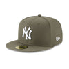 New Era Mens MLB New York Yankees Basic 59Fifty Fitted Hat 11941965 Olive