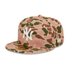 New Era Mens MLB New York Yankees Duck Camo 59Fifty Fitted Hat 60237934 Camo, Neon Orange Undervisor