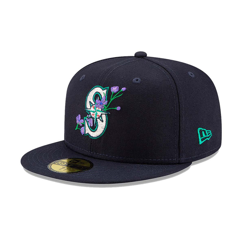 New Era Mens MLB Seattle Mariners Side Patch Bloom 59Fifty Fitted Hat 60288182 Navy, Light Purple Undervisor