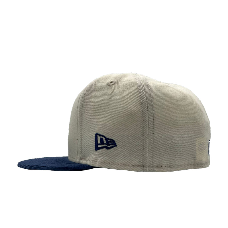 New Era Mens MLB Brooklyn Dodgers Pro Image 2022 Chrome Corduroy 59Fifty Fitted Hat 60349987 White/Blue, Green Undervisor