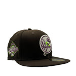 New Era Unisex MLB New York Yankees Pro Image 2022 Plaid UV 59Fifty Fitted Hat 60351302 Black, Purple Undervisor