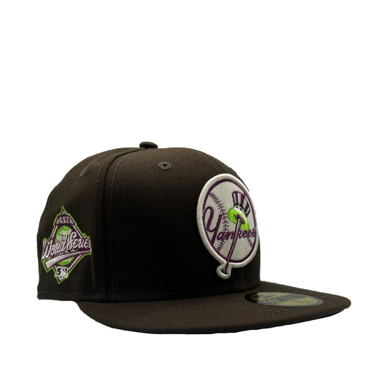 New Era Mens MLB New York Yankees Pro Image 2022 Plaid UV 59Fifty Fitted Hat 60351302 Black, Purple Undervisor