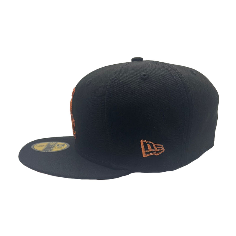 New Era Mens MLB Chicago White Sox Metallic Pop 59Fifty Fitted Hat 60355831 Black, Orange Undervisor