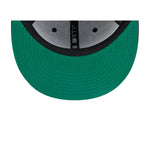 New Era Mens NBA Chicago Bulls Metallic Pop 59Fifty Fitted Hat 60355840 Black, Green Undervisor
