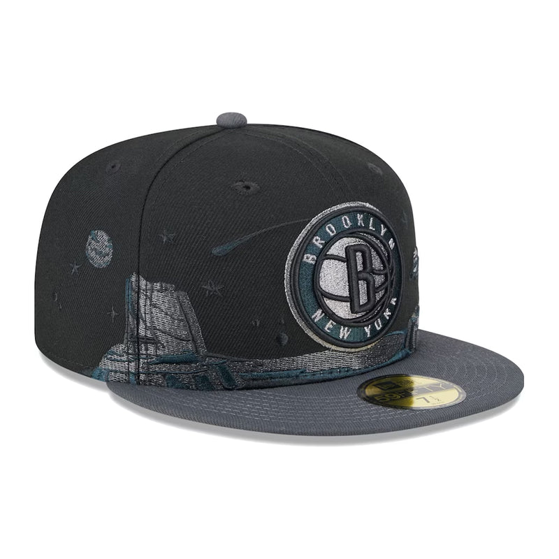 New Era Mens NBA Brooklyn Nets Planetary 59Fifty Fitted Hat 60355891 Black, Grey Undervisor