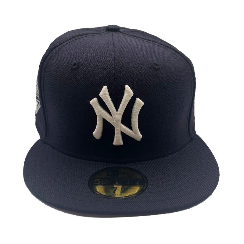 New Era Mens MLB New York Yankees World Series 1996 59Fifty Fitted Hat 70574357 Navy, Pink Undervisor