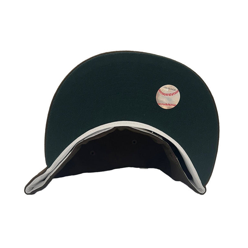 New Era Mens MLB New York Yankees 1996 World Series 59FIFTY Fitted Hat 70652347 Walnut, Dark Green Undervisor 7 1/8