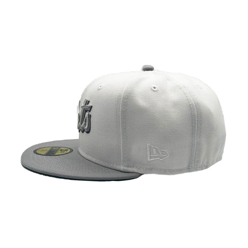 New Era Mens MLB New York Mets Shea Stadium 59Fifty Fitted Hat 70761489 White/Gray, Dark Grey Undervisor