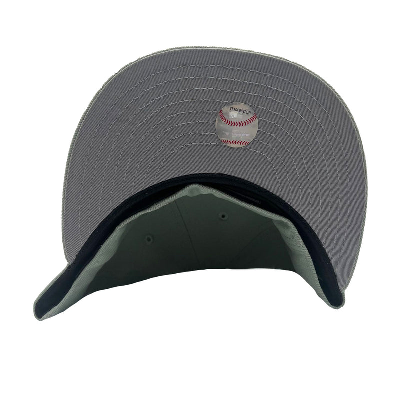 New Era Unisex MLB New York Yankees 49 World Series 59Fifty Fitted Hat 70799402 Everest, Grey Undervisor