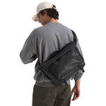 The North Face Mens Base Camp Voyager Shoulder Bag NF0A81DP-KT0 TNF Black/Asphalt Grey