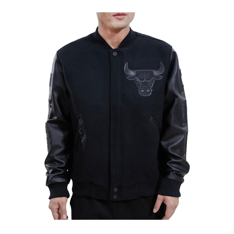 Pro Standard Mens NBA Chicago Bulls Varsity Jacket BCB653449-BLK Black