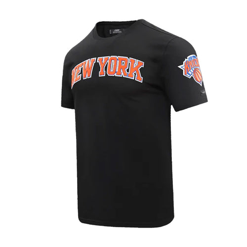 Pro Standard Mens NBA New York Knicks Classic Chenille Crew Neck T-Shirt BNK151552-BLK Black