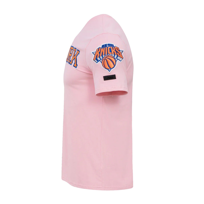 Pro Standard Mens NBA New York Knicks Classic Chenille Crew Neck T-Shirt BNK151552-PNK Pink