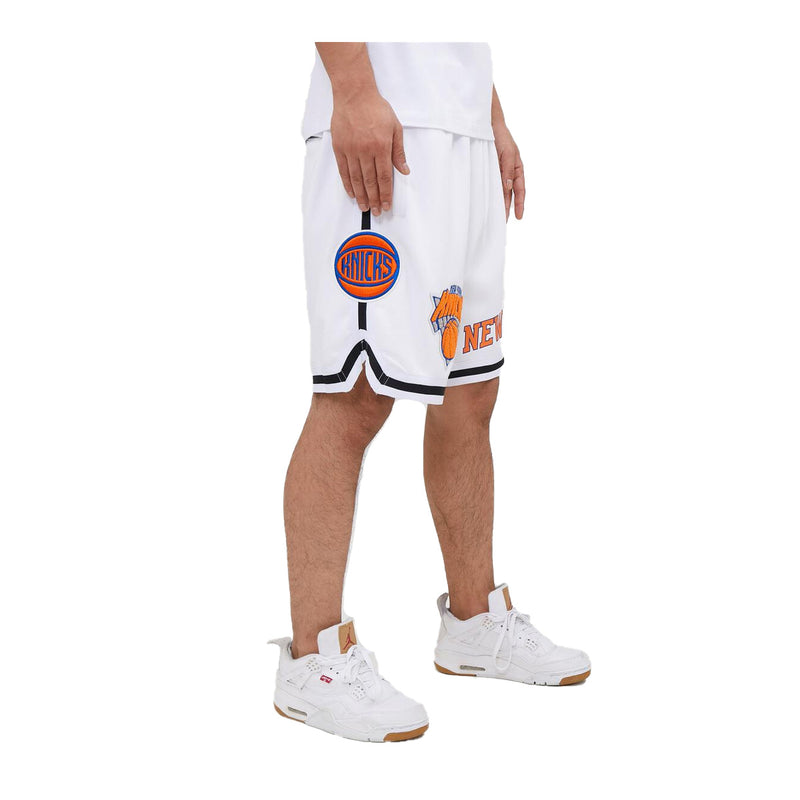 Pro Standard Mens NBA New York Knicks Pro Team Shorts BNK352515-WHT White