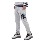 Pro Standard Mens MLB New York Yankees Mash Up Logo Sweatpants LNY433391-HGR Heather Grey