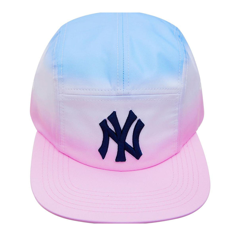 Pro Standard Mens MLB New York Yankees Logo Ombre Snapback Hat LNY733001-BWP Ombre