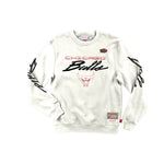 Mitchell & Ness Mens Chicago Bulls Flames Crewneck FCNKBW19143-CBUOFWH Off Wht