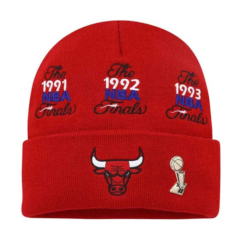Mitchell & Ness Mens NBA Chicago Bulls Finals Logo Knit Beanie HWC KTCFSH21012-CBURED1 Red